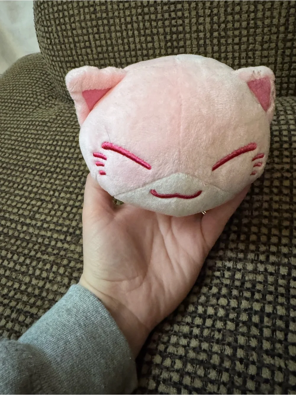 Nemuneko “sleeping cat” plush